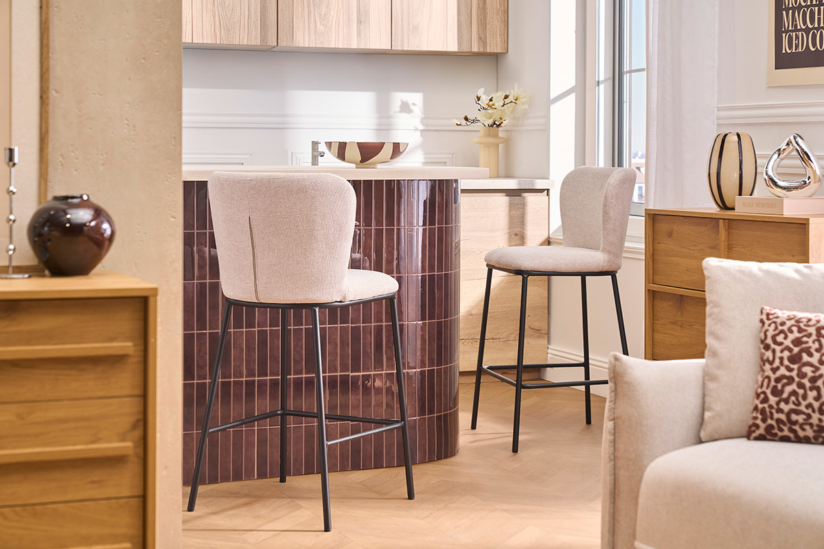 Hocker aus Stoff mit strukturiertem Samteffekt in Beige und schwarzem Metall (2er-Set) LISOR