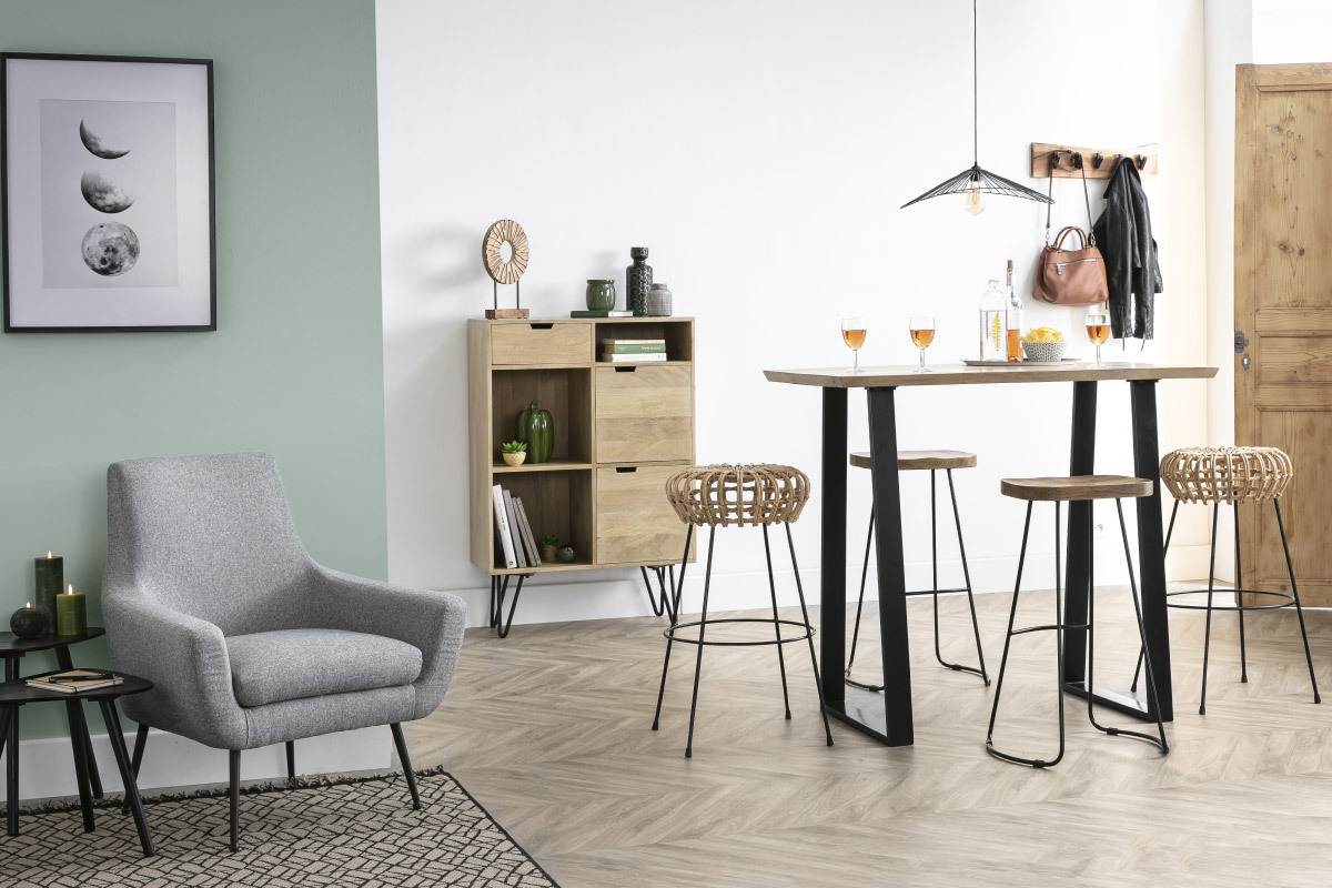 Hohe Metallanrichte Mango und schwarzes Metall H120cm VIBES
