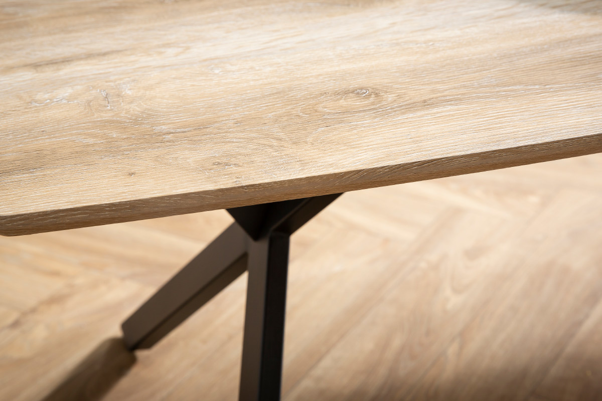 Industrieller Couchtisch Eiche und Metalleffekt L120 cm HYGGE