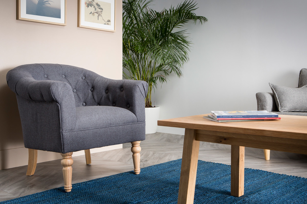 Klassischer Sessel Stoff Dunkelgrau Beine Holz BALTHAZAR