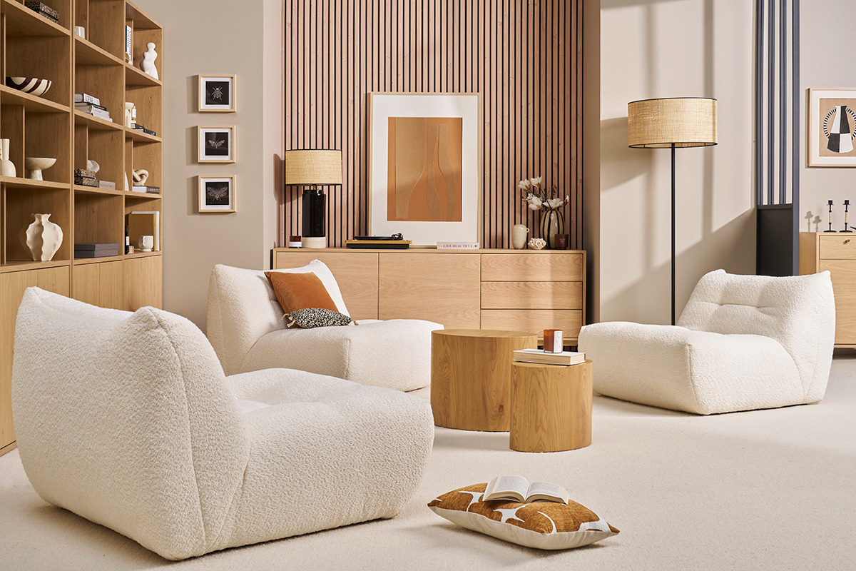 Lounge-Sessel aus Boucl-Stoff in gebrochenem Wei BUMPY