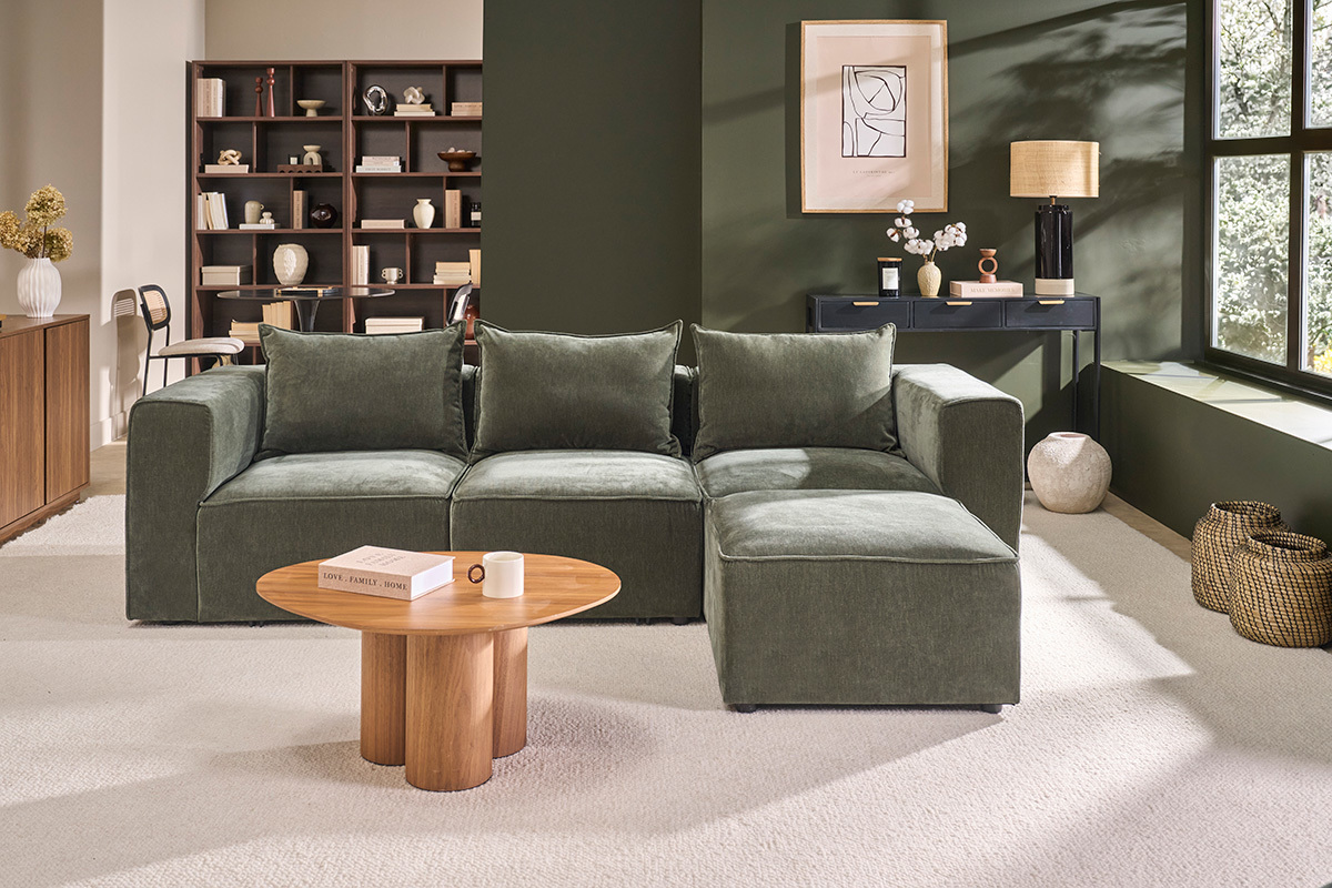 Modulares Ecksofa mit 4 Pl�tzen aus Stoff mit Samteffekt in Khakigruen KERRY