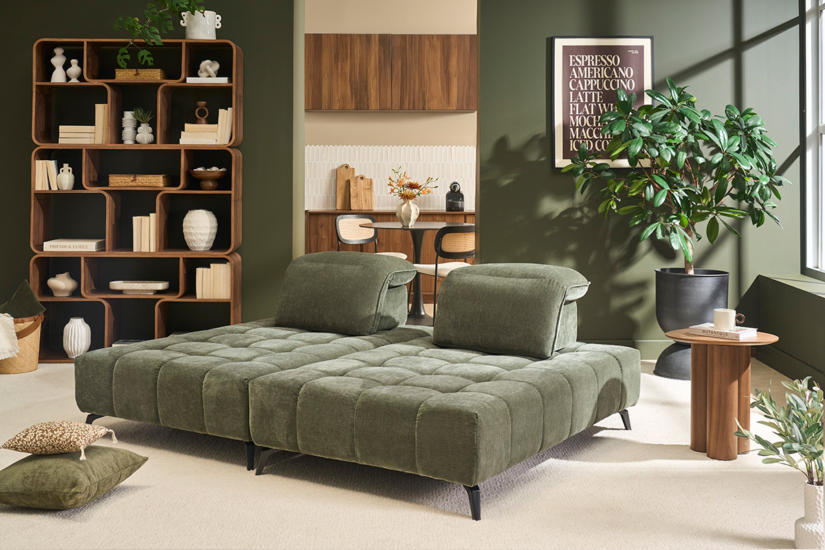 Modulares Sofa mit 4 Pl�tzen und verstellbaren Kopfst�tzen in Samtoptik in Khaki-Gr�n und schwarzem Metall OLMO