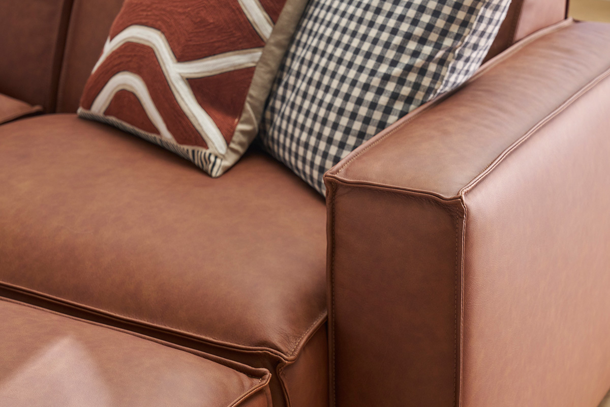 Modulares Vintage-Ecksofa mit 5 Sitzpltzen und Hocker in braunem Leder SPLIT