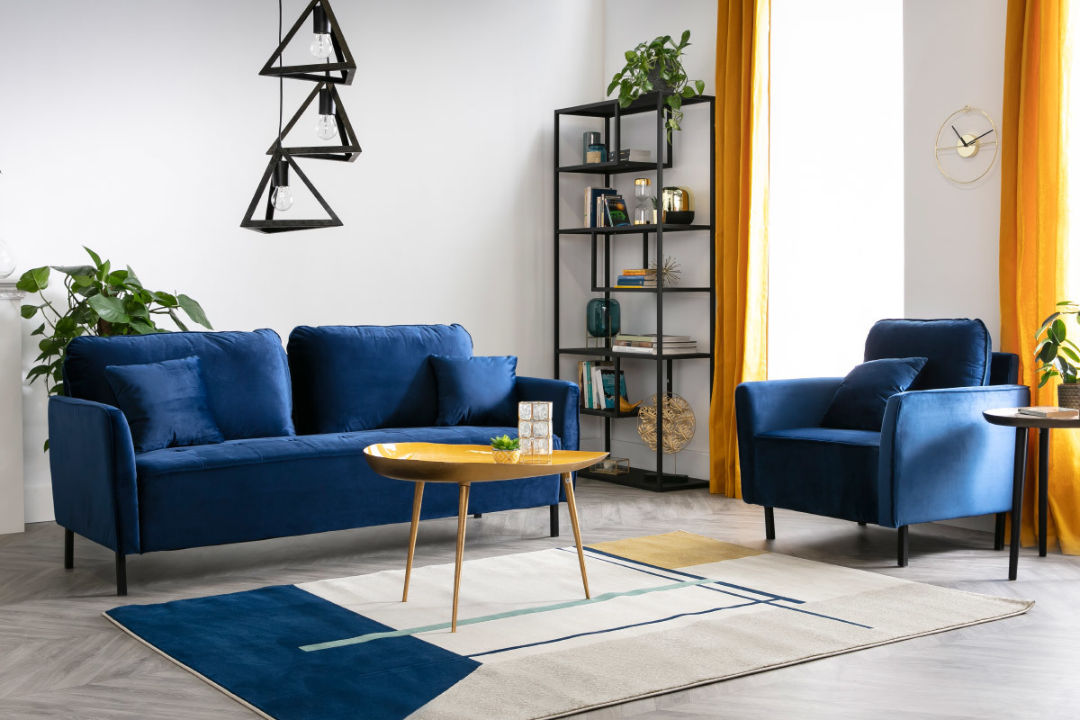 Niedriger Design-Tisch aus gelb lackiertem Stahl DROP