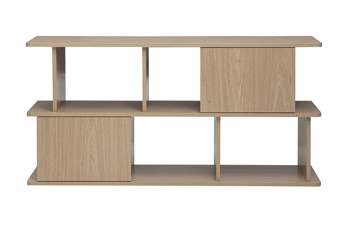 Niedriges B�cherregal aus hellem Eichenholz mit Stauraum, Frontansicht, 140 cm lang.