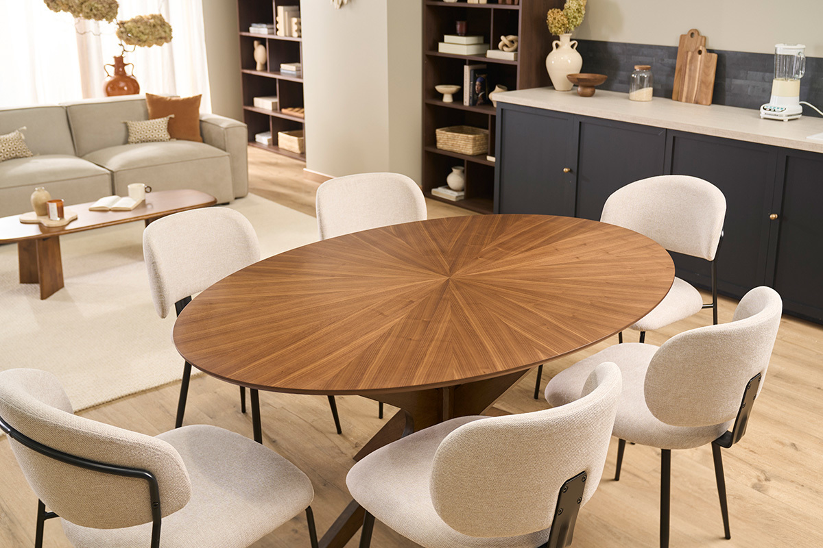 Ovaler Esstisch im Design Nussbaum L160 cm DIELLI