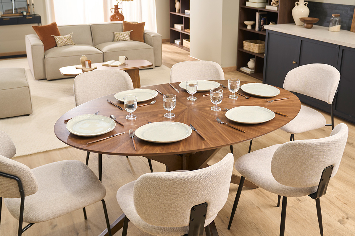 Ovaler Esstisch im Design Nussbaum L160 cm DIELLI