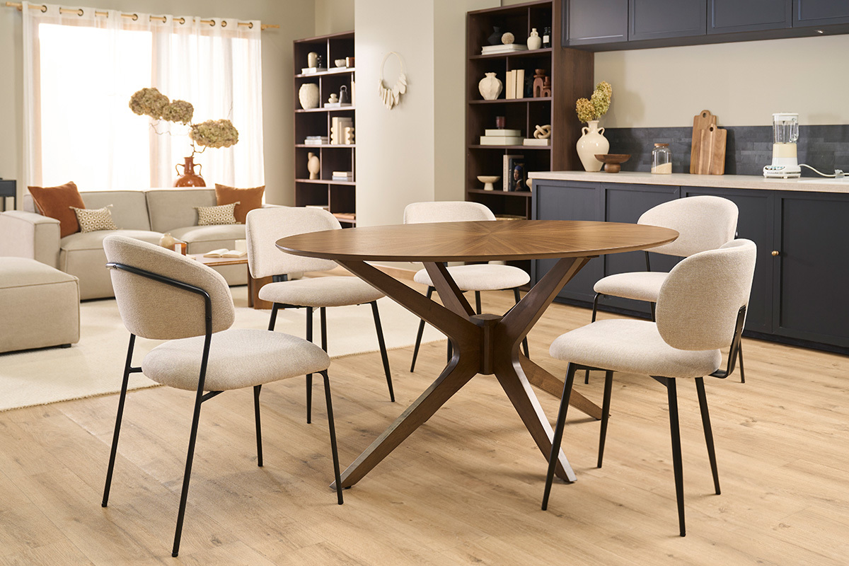 Ovaler Esstisch im Design Nussbaum L160 cm DIELLI