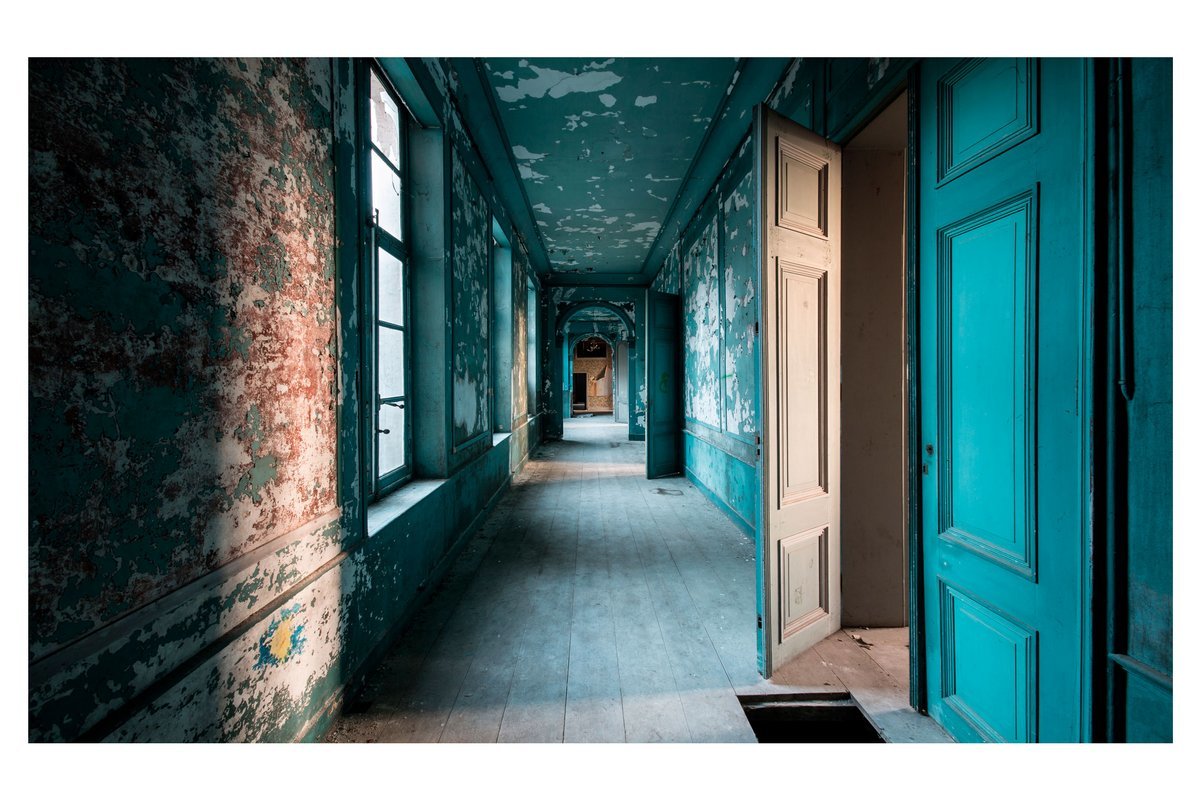 Plexiglasbild Urbex L80 x B120 cm AKA