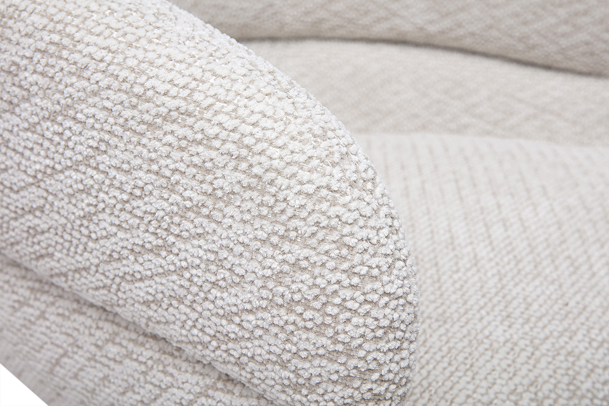 Detail des Chenille-Samtstoffs beige der St�hle TIGGY, Nahaufnahme.