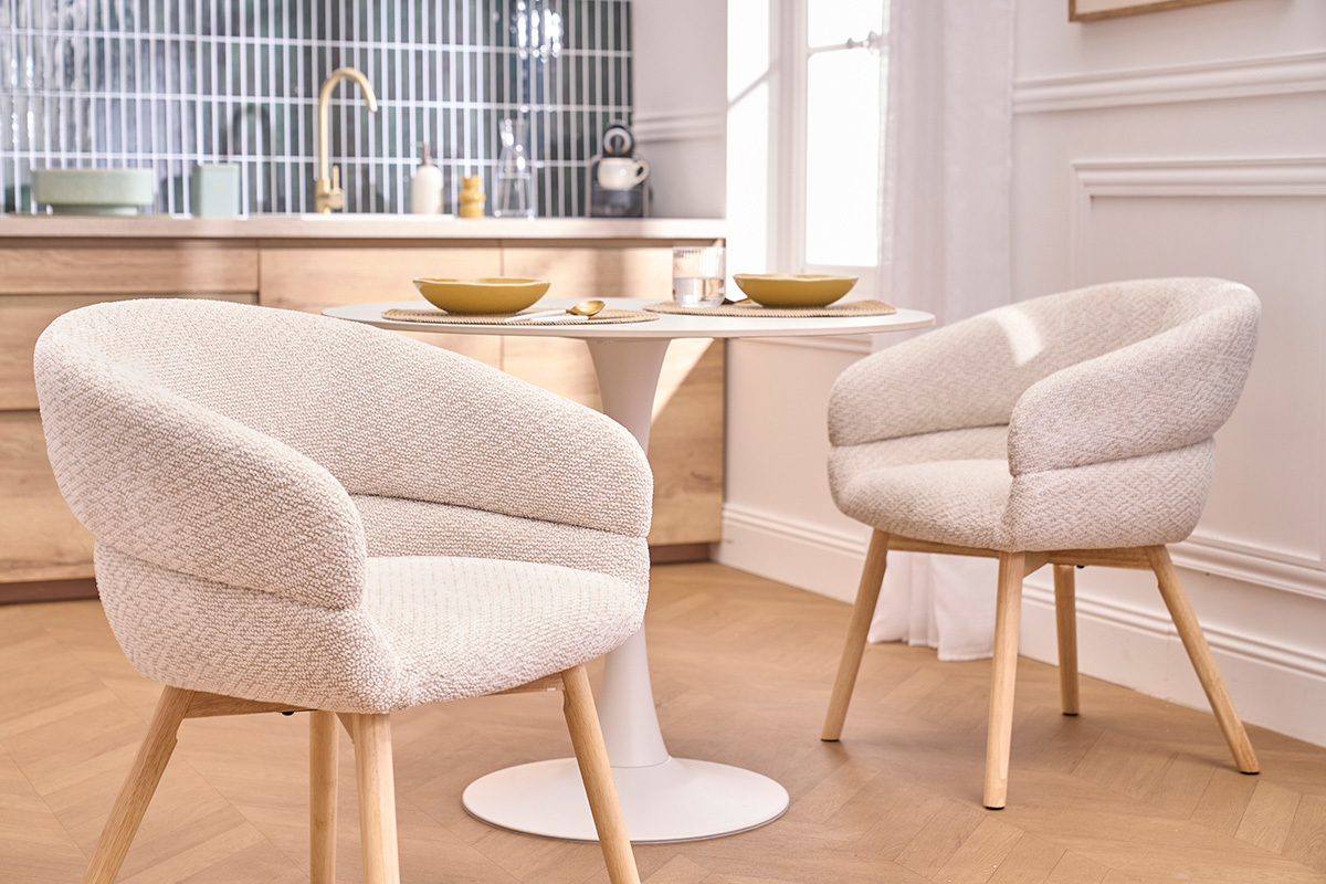 Polsterst�hle aus Velours-Chenille beige und hellem Holz (2er-Set) TIGGY