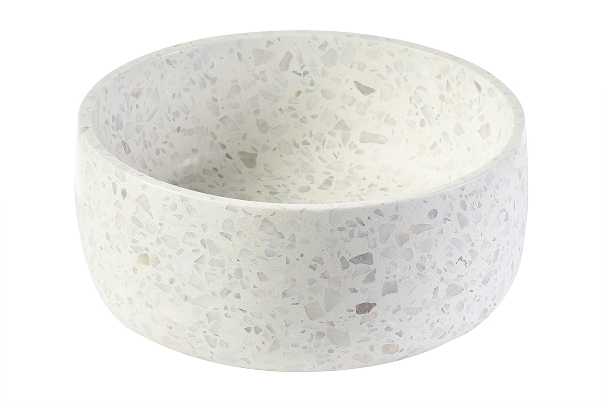 Rundes Waschbecken aus grauem Terrazzo, 30 cm, Frontansicht, mit eingearbeiteten Marmorsplittern.