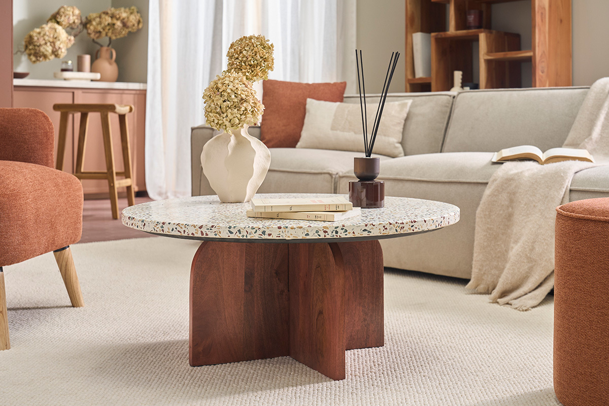 Runder Couchtisch aus Terrazzo und dunklem massivem Mangoholz D79.5 cm NESSA