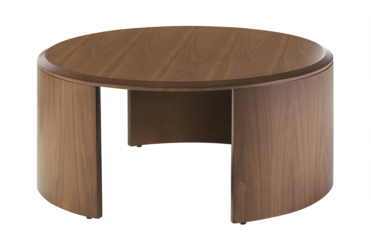Runder Couchtisch aus dunklem Nussbaumholz, skulpturales Design, 3/4-Ansicht.