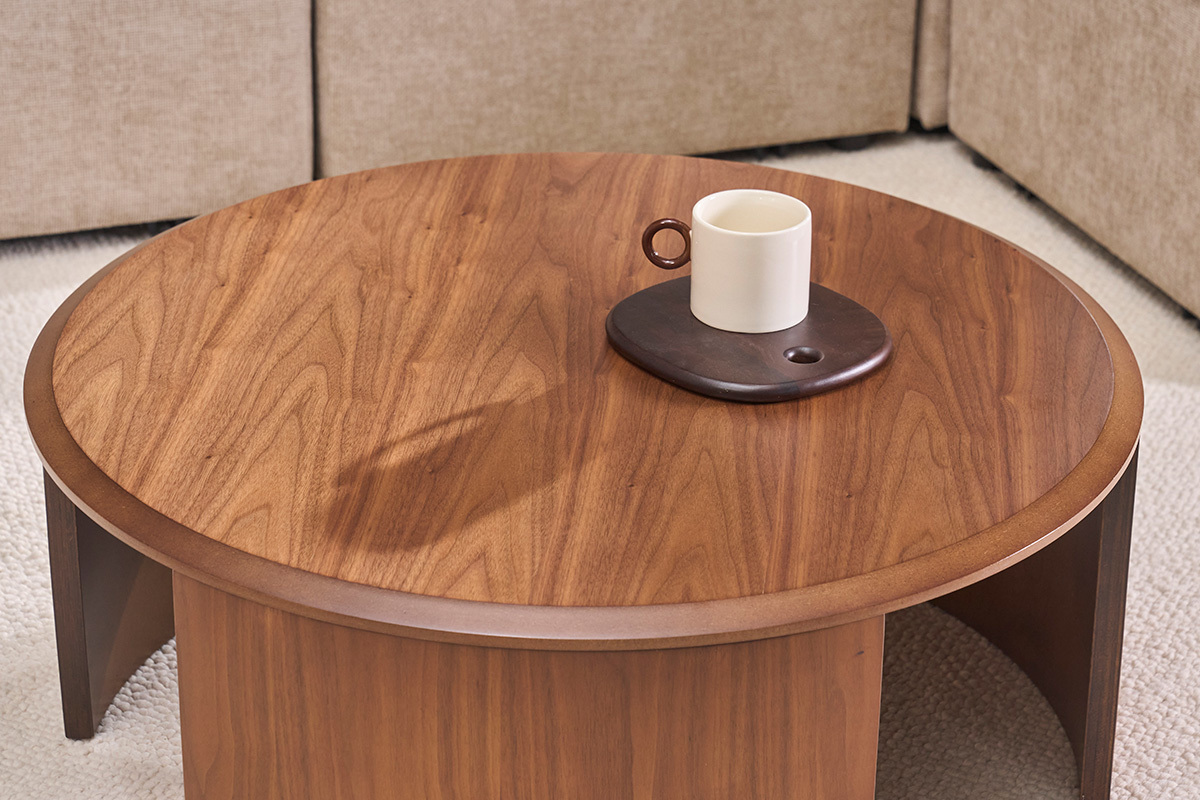 Runder Design-Couchtisch aus dunklem Walnussholz D80 cm ZAHRA