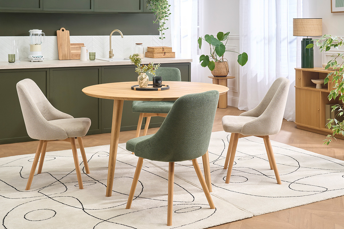 Runder Esstisch aus hellem Eichenholz massiv D120 cm OKSANA