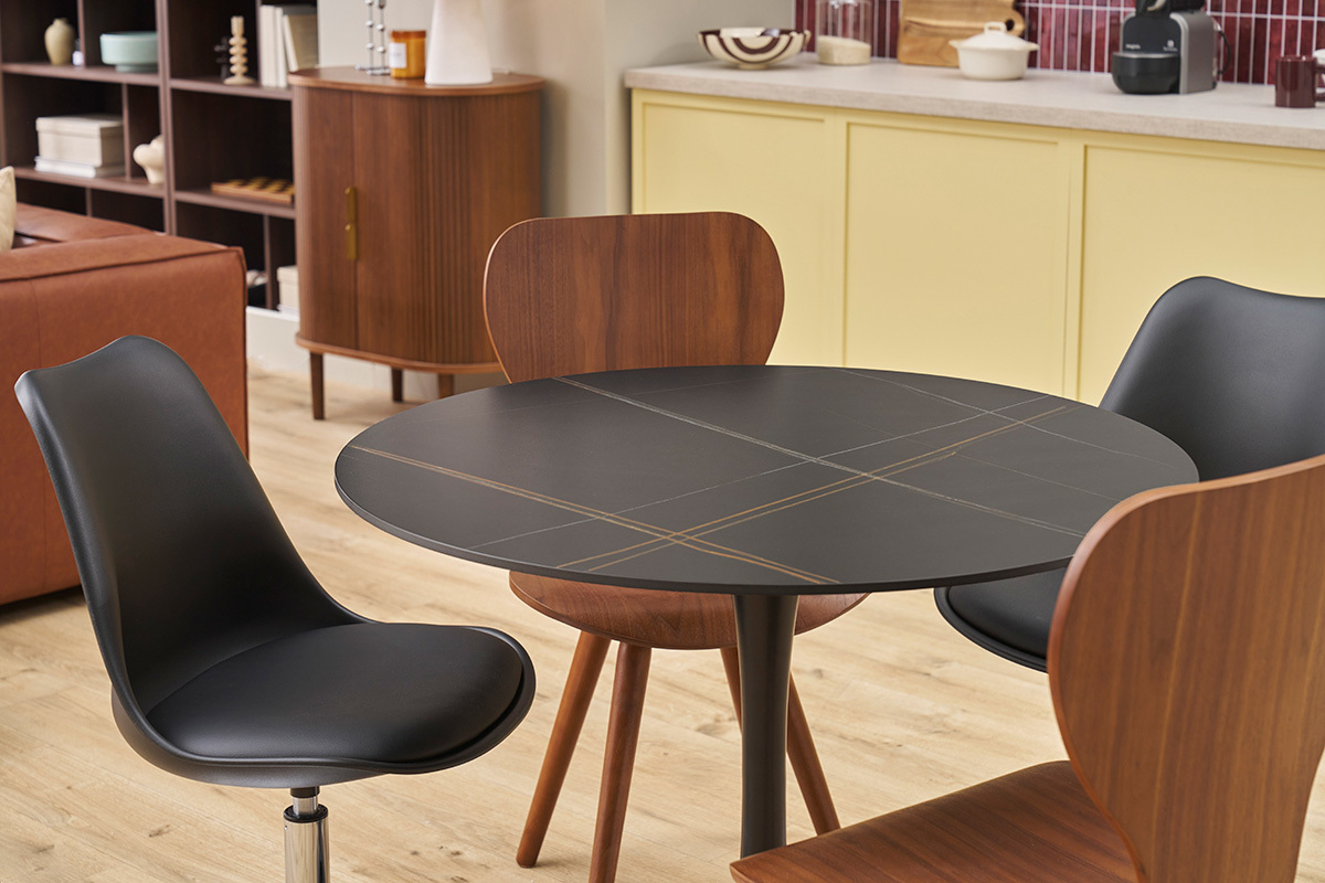 Runder Esstisch im Design aus schwarzer Keramik und Metall D90 cm MALOU