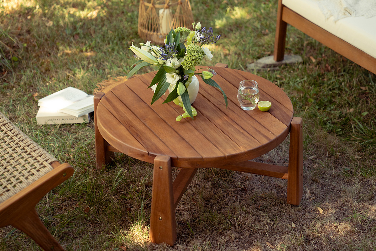 Runder Garten-Couchtisch aus massivem Teakholz D82 cm CAROLINA