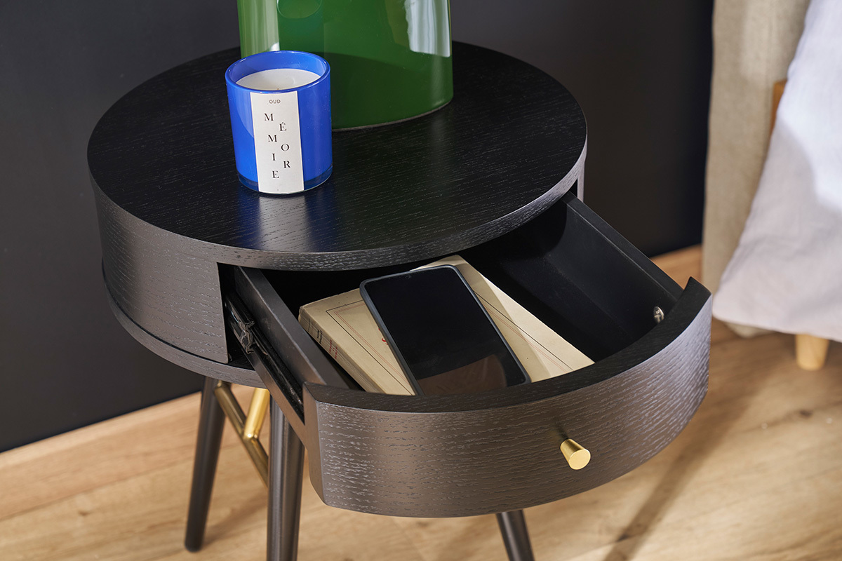 Runder Vintage-Nachttisch aus Holz, schwarzem Metall und goldfarbenen Details KORAL