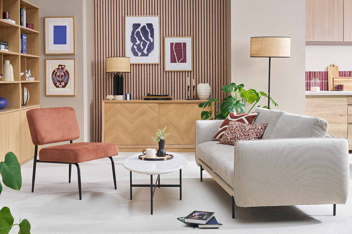 Samt-Effekt Stoff Sessel in gebrannter Erde und schwarzes Metall VEDANA