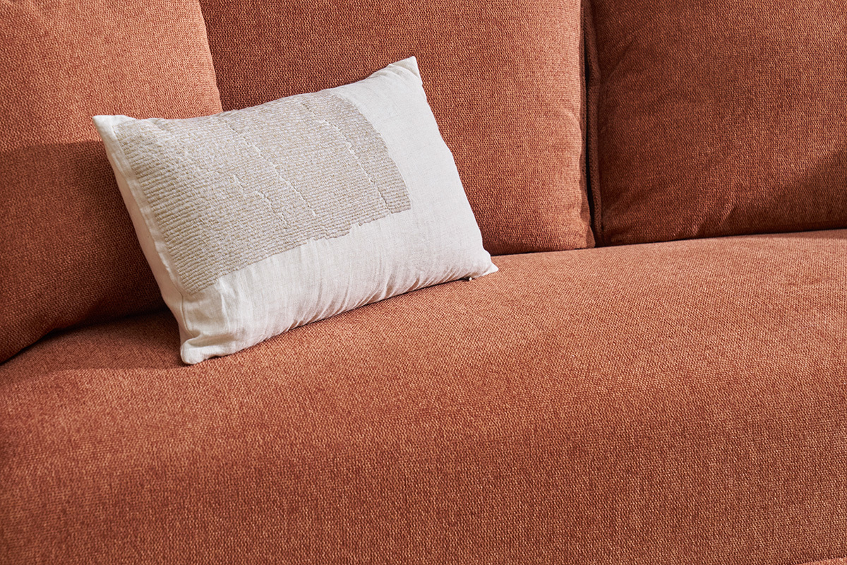 Samtiger Textur-Effekt 3-Sitzer Sofa in gebrannter Erde PIO