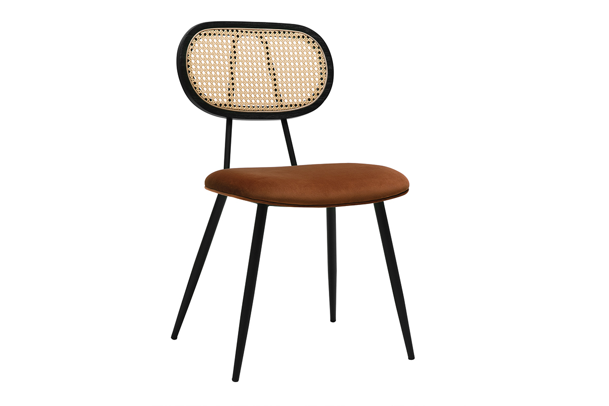 Designersessel aus verbranntem Samt, R�ckenlehne aus Rattan und Beine aus schwarzem Metall, Dreiviertelansicht.