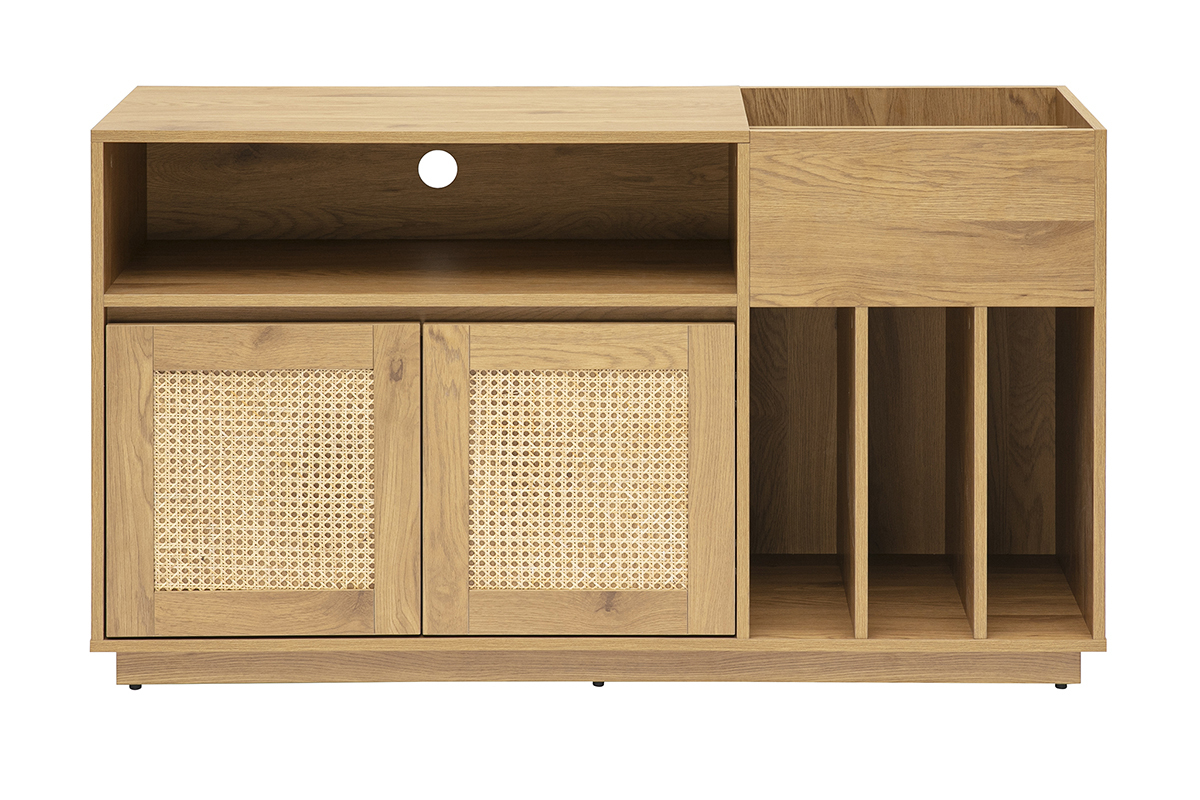 Helles Holz Sideboard mit Rattangeflecht T�ren, sichtbare Vinylf�cher, Frontansicht.