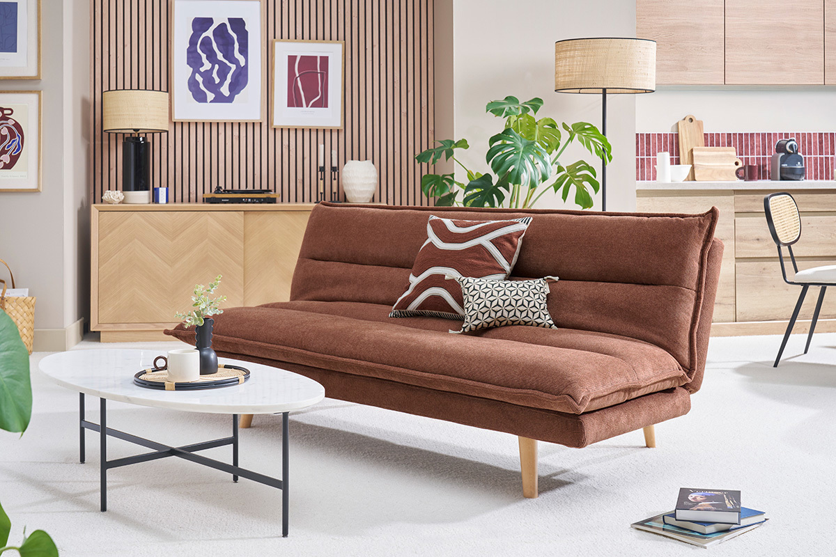 Schlafsofa f�r 3 Personen aus Stoff in verbrannter Erde Effekt und hellem Holz BINGO