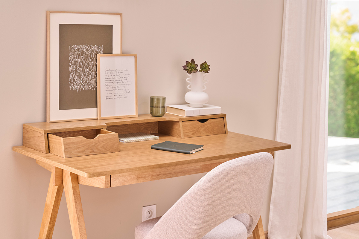 Schreibtisch aus hellem Holz mit Ablagen L120 cm PULITO