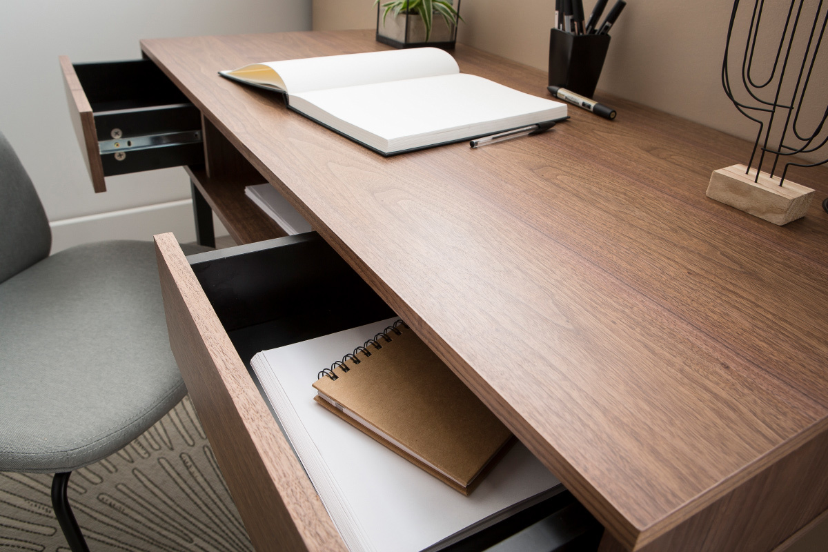 Schreibtisch Nussbaum und Metall Schwarz MANNY