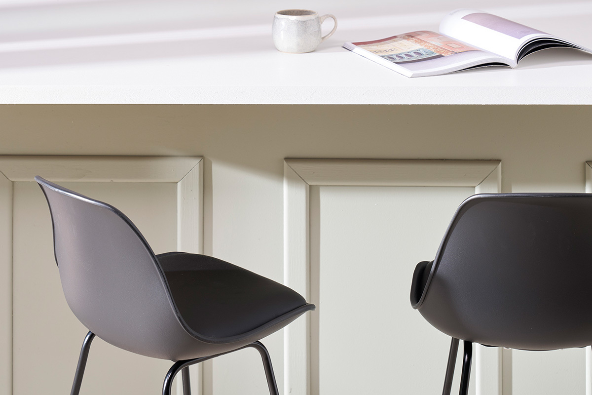 Schwarze Designer-Barhocker mit Metallbeinen 66 cm (2er-Set) FRANZ