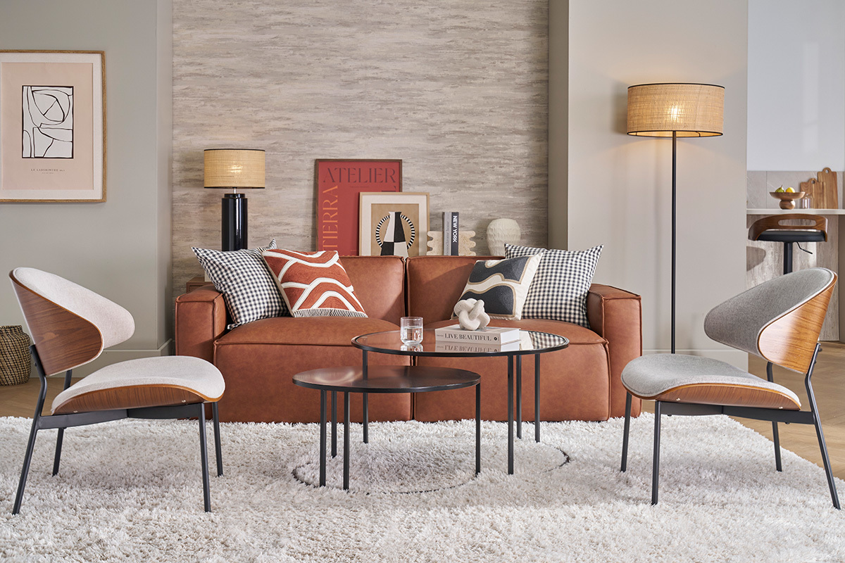 Sessel in beige Textur-Samtstoff, dunkles Holz und schwarzes Metall FABULO