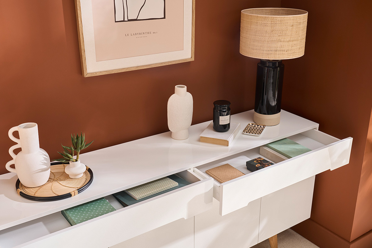 Sideboard Skandinavienstil Wei glnzend und Esche 180 cm MELKA