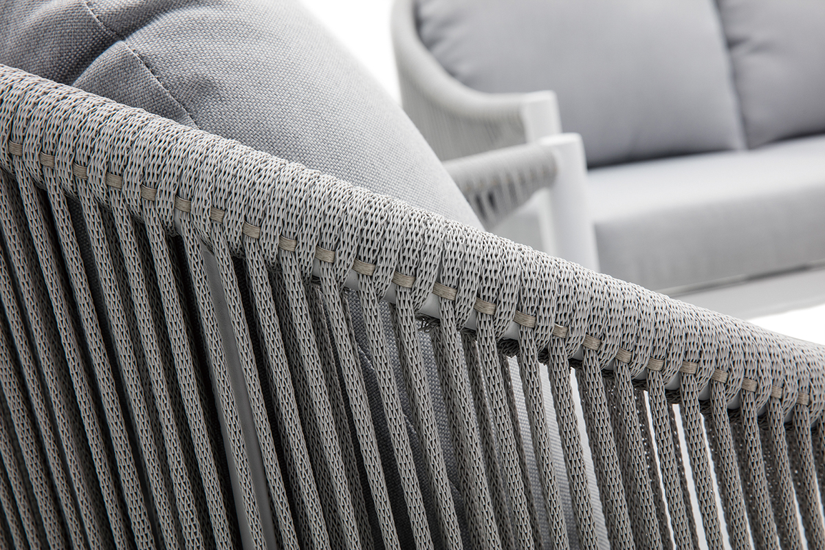 Sitzgarnitur LIMA aus wei�em Aluminium und Schnurstickerei und hellgrauem Stoff