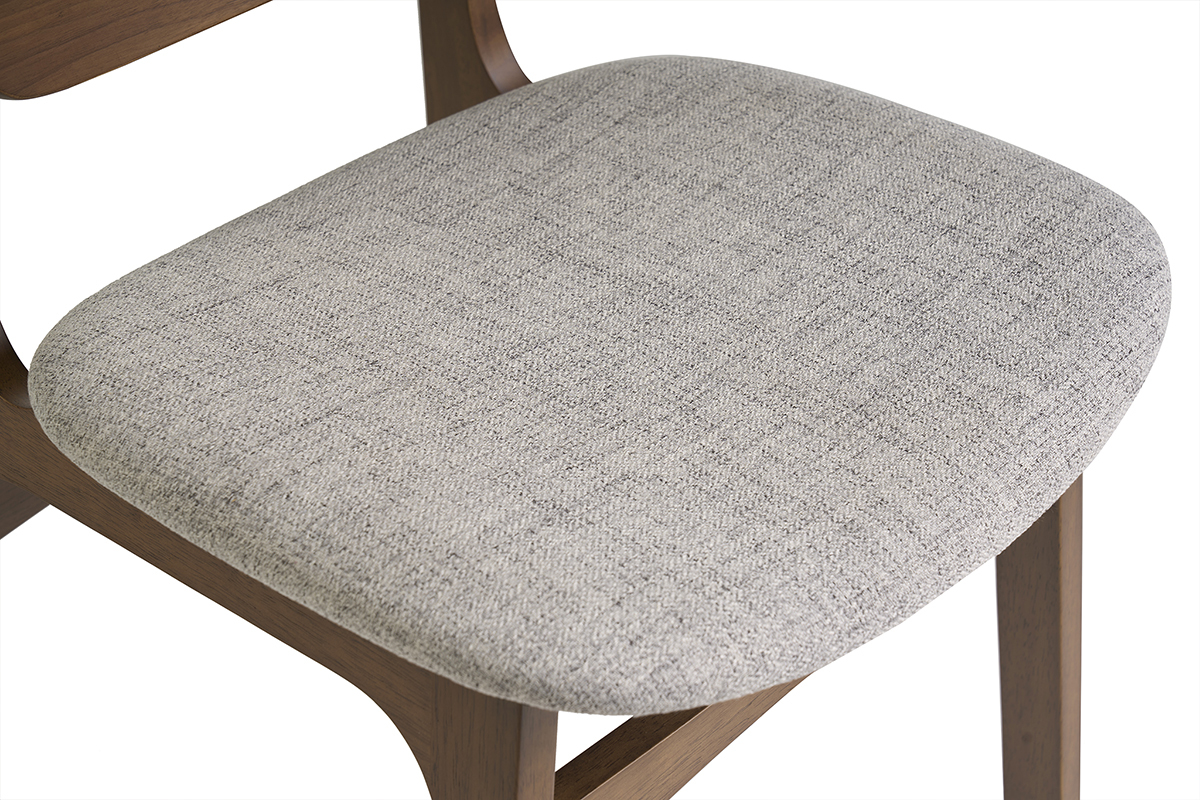 Detail der Sitzfl�che aus hellgrauem Stoff der skandinavischen ELTON-St�hle aus dunklem Holz.