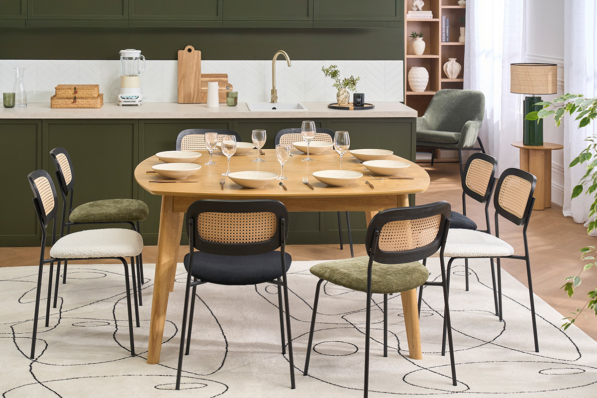 Skandinavischer quadratischer Esstisch in hellem Eichenholz L140 cm LEENA