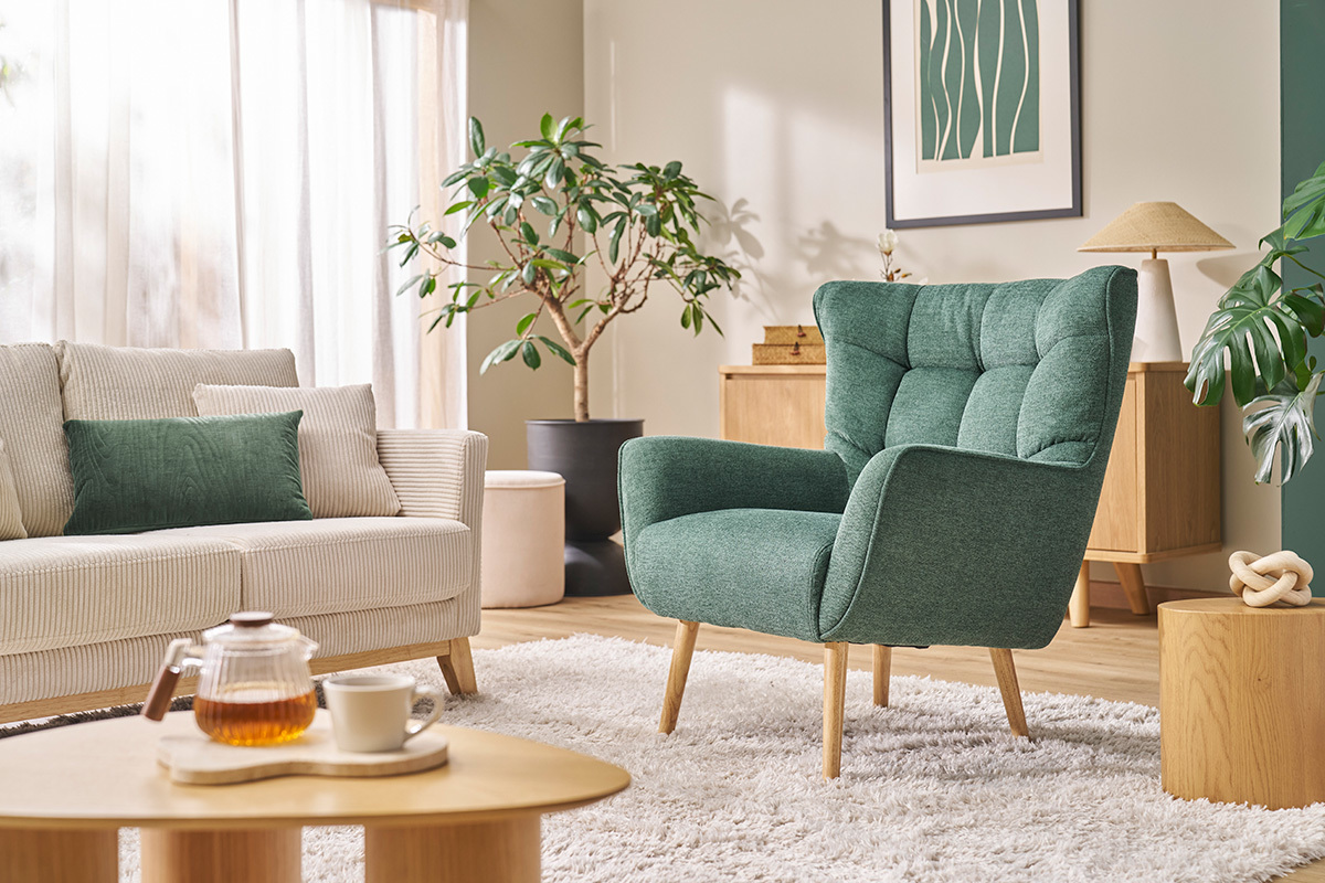 Skandinavischer Sessel Stoff mit Samteffekt Dunkelgrn mit Holzfen AVERY
