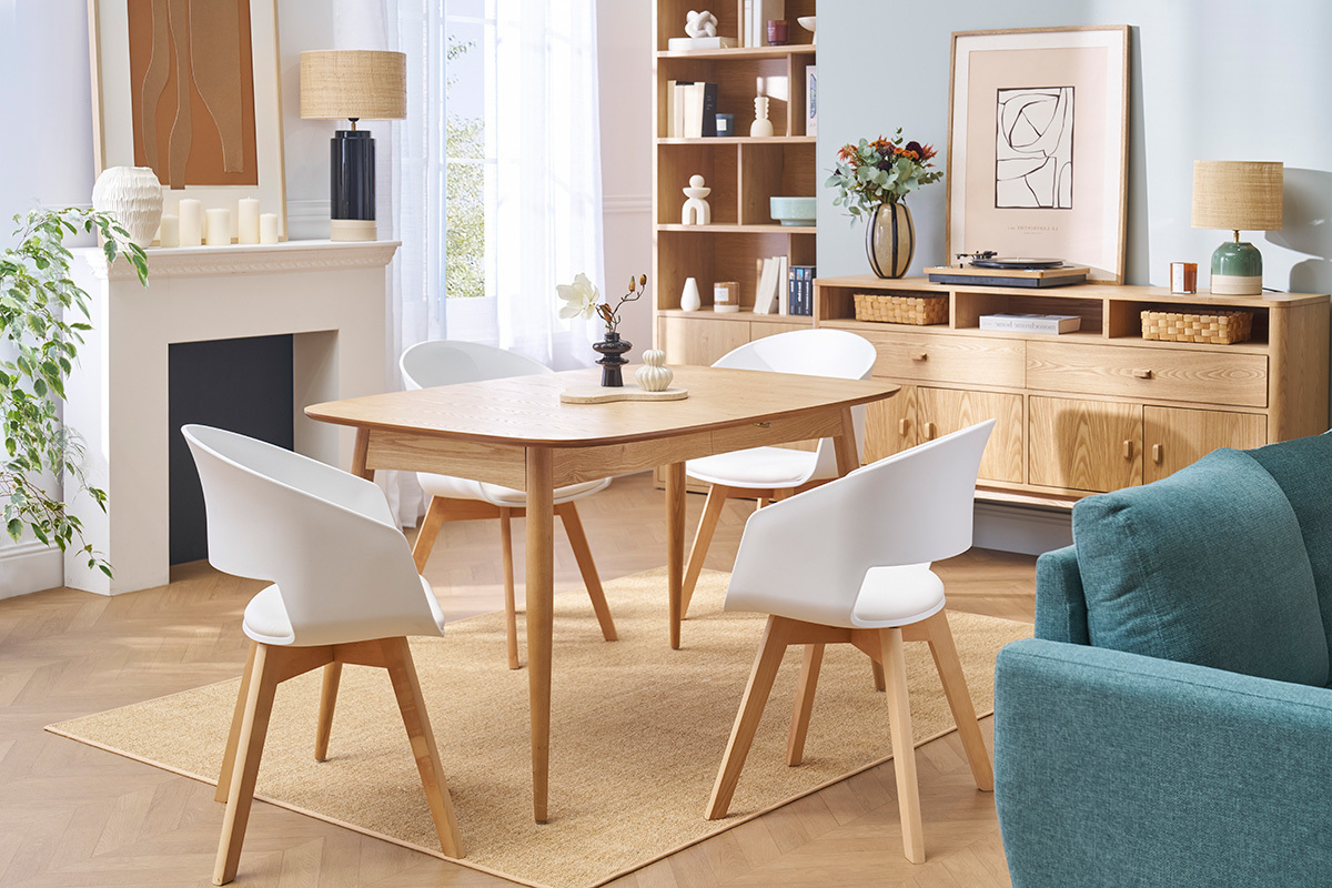 Skandinavischer Stuhl in Wei und hellem Holz PRISMA