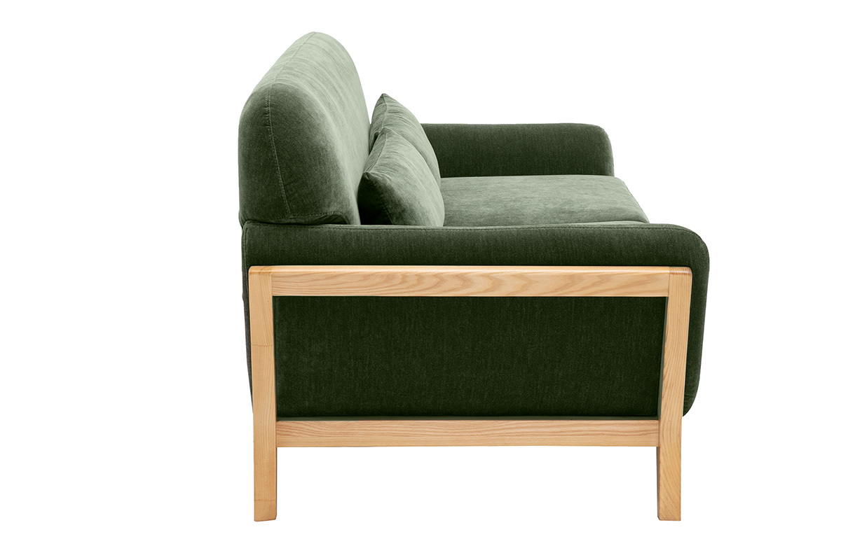Skandinavisches 3-Sitzer-Sofa aus khaki-gr�nem Stoff, Seitenansicht mit hellem Holzgestell.