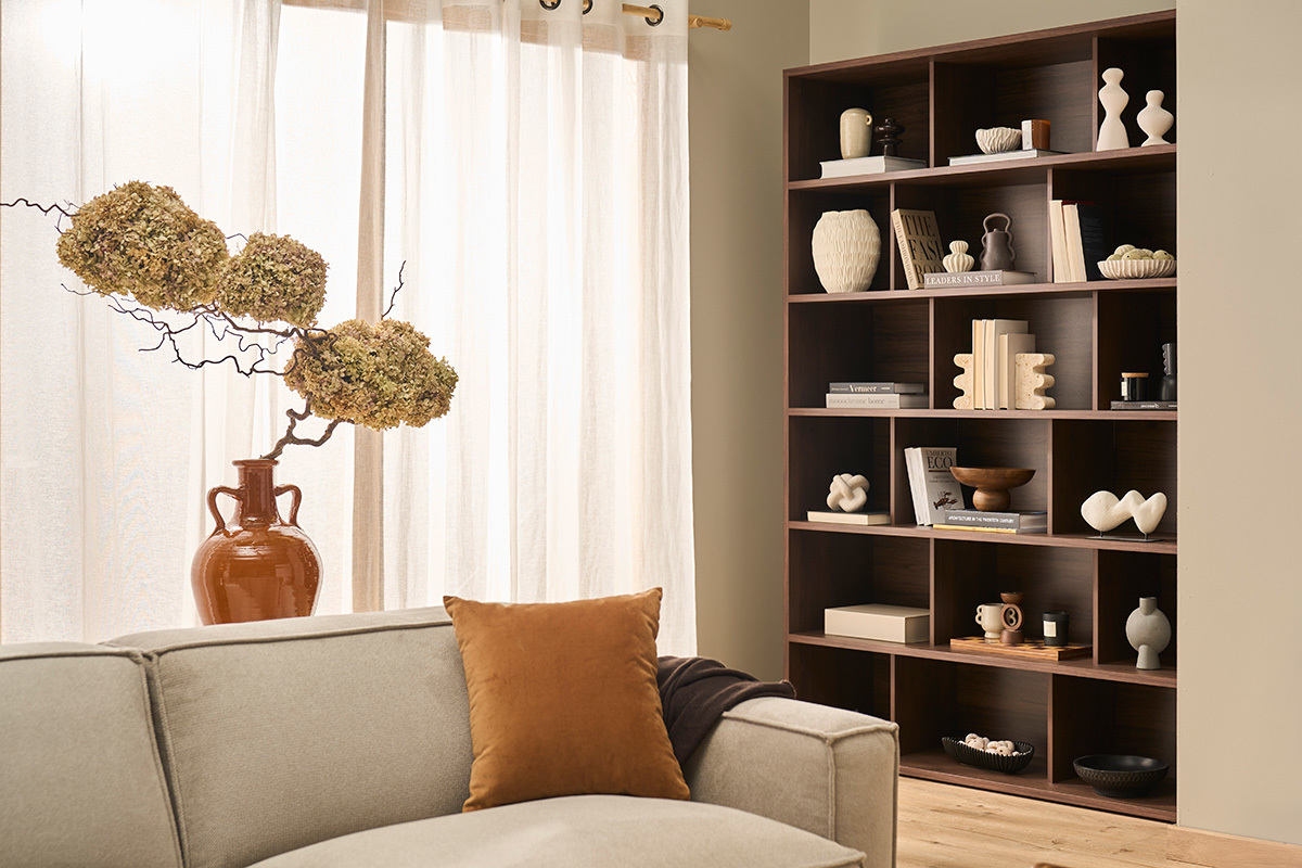 Skandinavisches B�cherregal in dunklem Walnussholz-Finish L140 cm EPURE