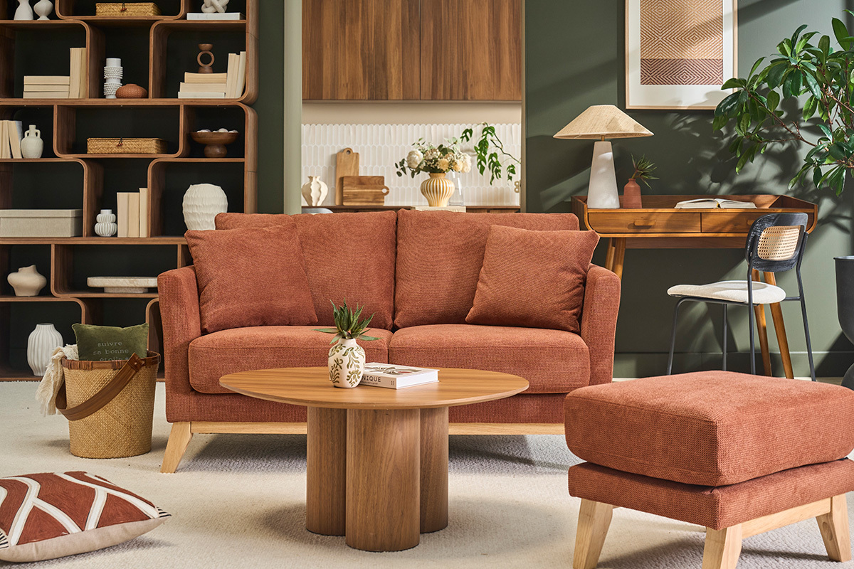 Skandinavisches Schlafsofa f�r 2 Personen mit abnehmbarem Bezug aus Chenille in verbrannter Erde und hellem Holz OSLO