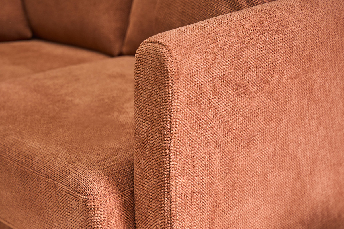 Skandinavisches Schlafsofa f�r 2 Personen mit abnehmbarem Bezug aus Chenille in verbrannter Erde und hellem Holz OSLO