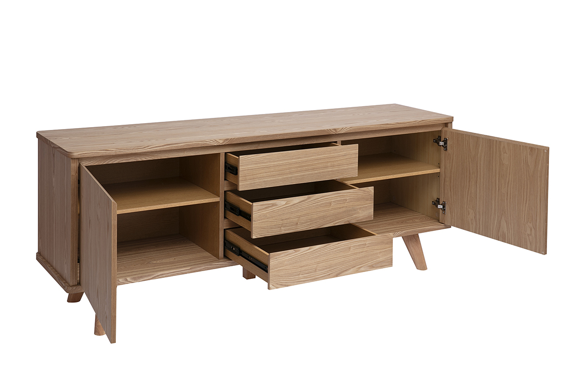 Skandinavisches Sideboard aus hellem Eschenholz mit 2 T�ren und 3 Schubladen, 3/4-Ansicht.
