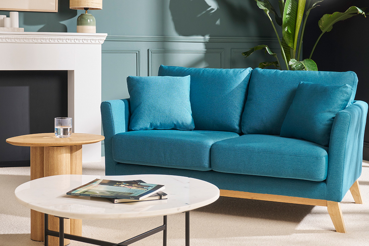 Sofa skandinavisch 2 Pltze Blaugrn helle Holzbeine OSLO
