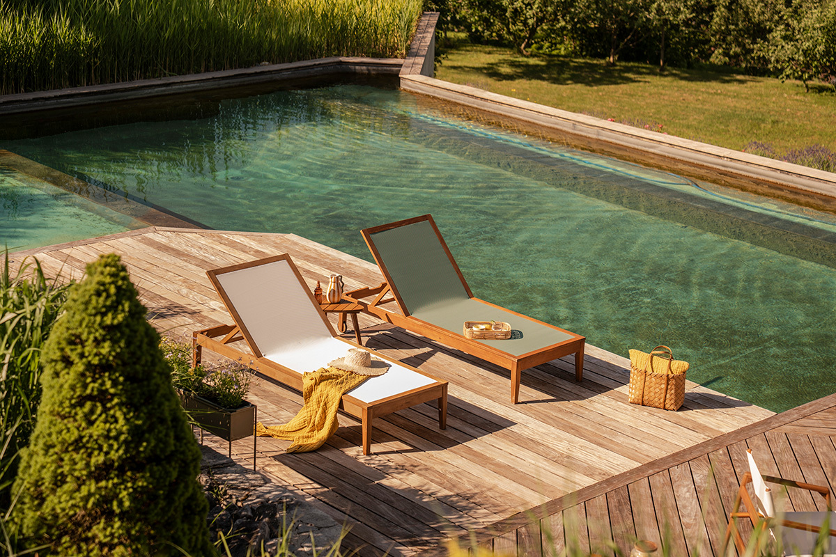 Sonnenliegen wei� und Massivholz (2er-Set) NAVEEN