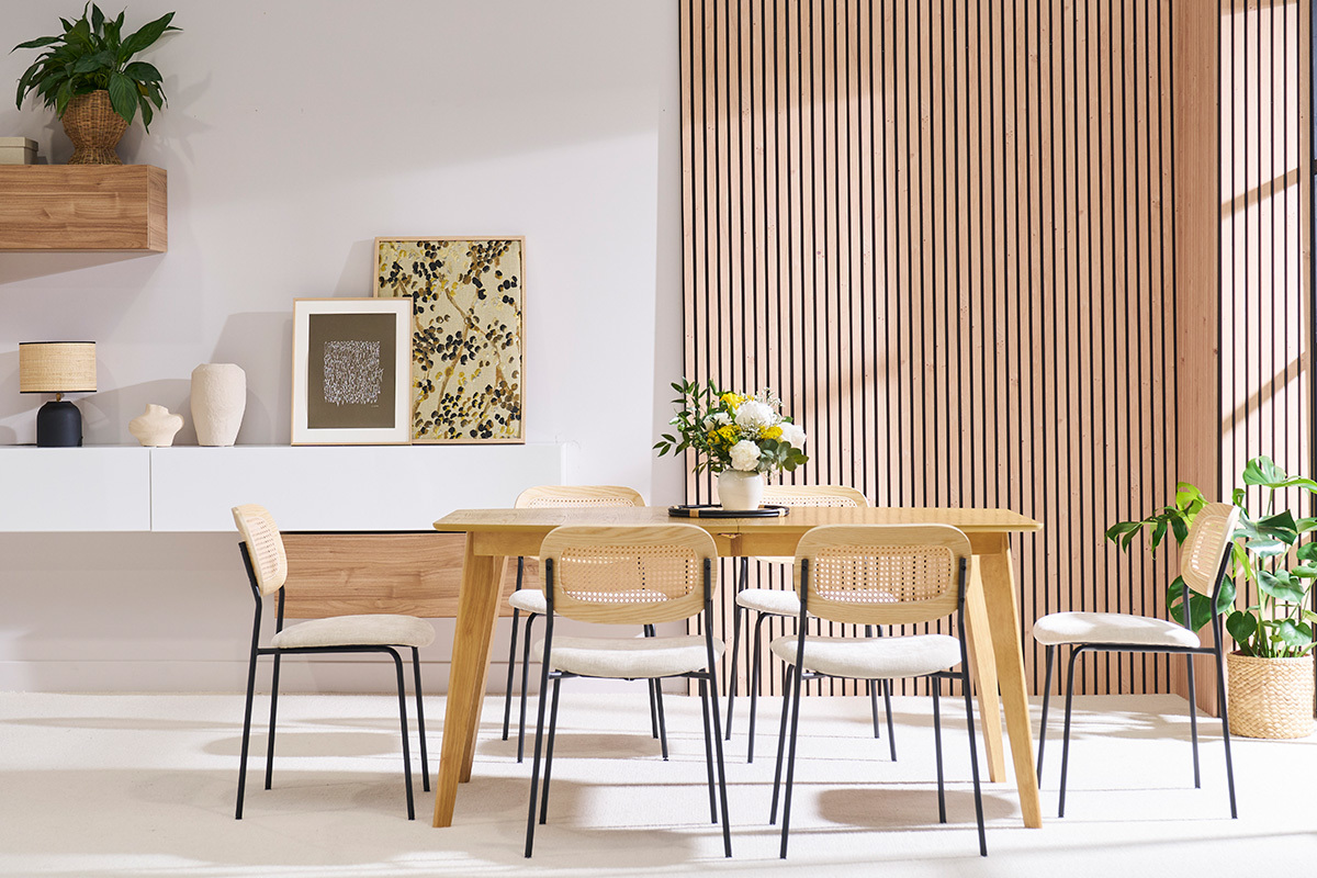 Stoffdesign-Sthle in beige Samtoptik, Chrommetall und Rattangeflecht (2er-Set) MIRANDA