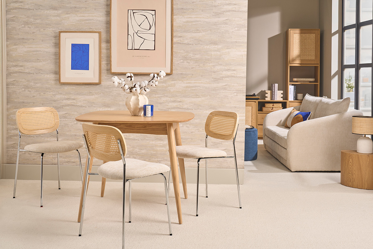 Stoffdesign-St�hle in beige Samtoptik, Chrommetall und Rattangeflecht (2er-Set) MIRANDA