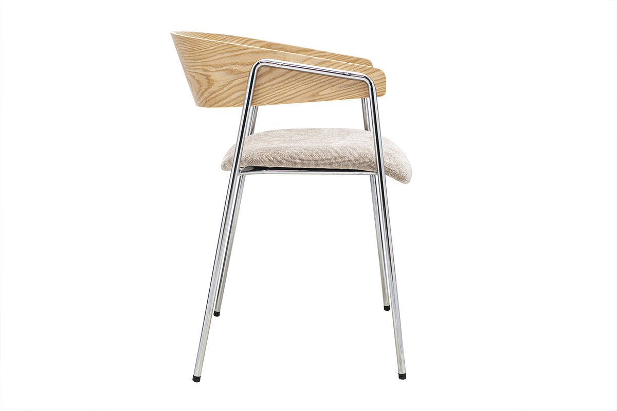 Stuhl aus taupefarbenem Stoff in Samtoptik mit R�ckenlehne aus hellem Holz und verchromten Metallbeinen, Seitenansicht.