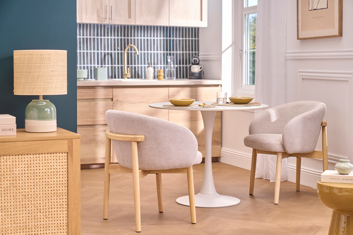 St�hle aus Stoff mit Velours-Effekt, strukturierte Optik, Beige und hellem Holz (2er-Set) TORVI
